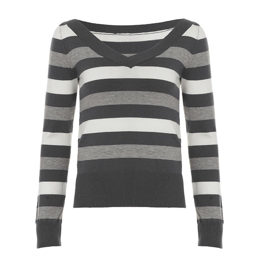 Figure-hugging Long-sleeve Base Sweater With Striped V-neck