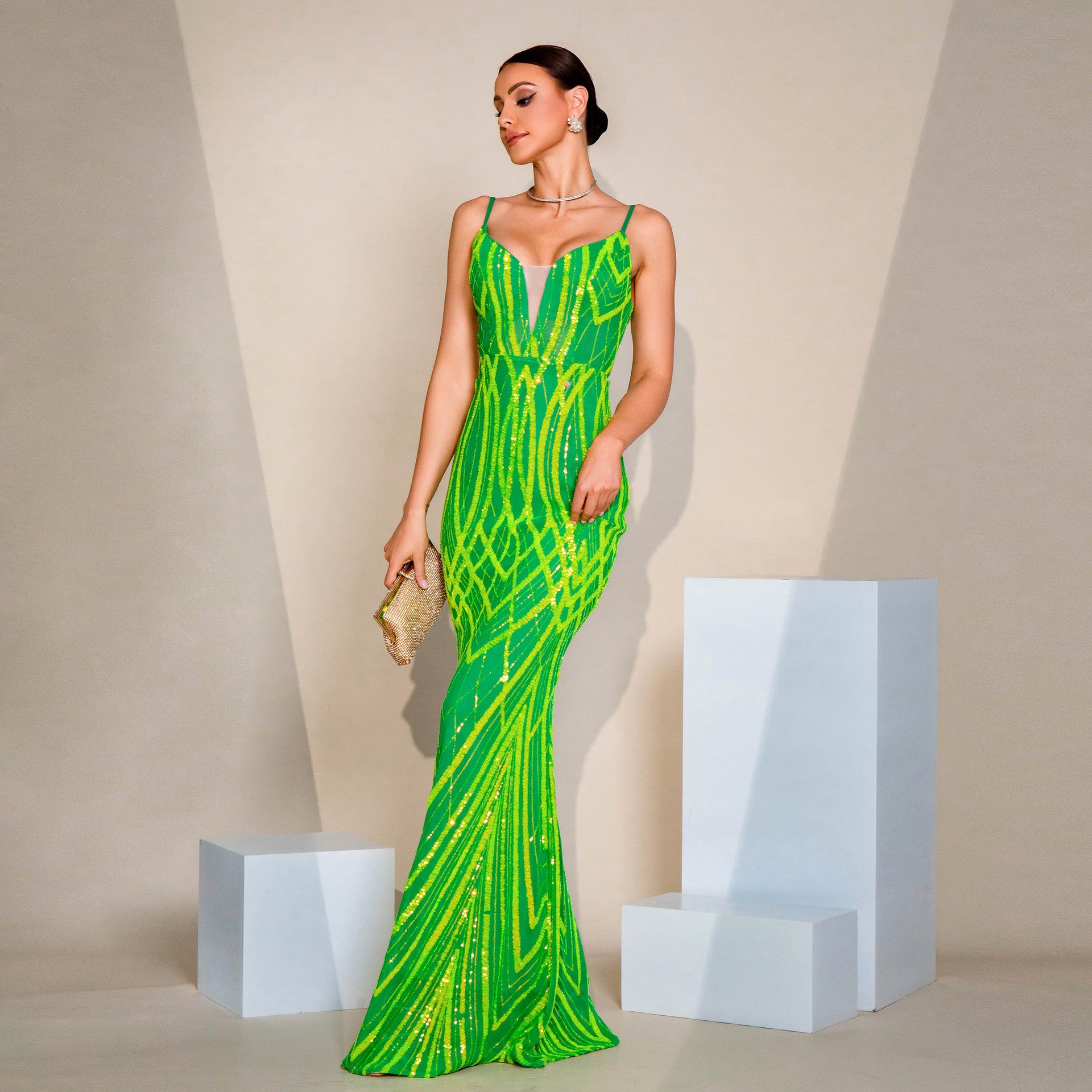 V-neck Strap Sequined Fishtail Evening Dress