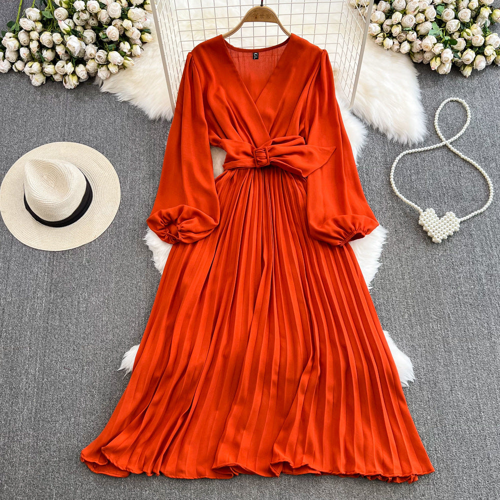 Retro-style Fashionable Dress With Lantern Sleeves For A Slimming Effect