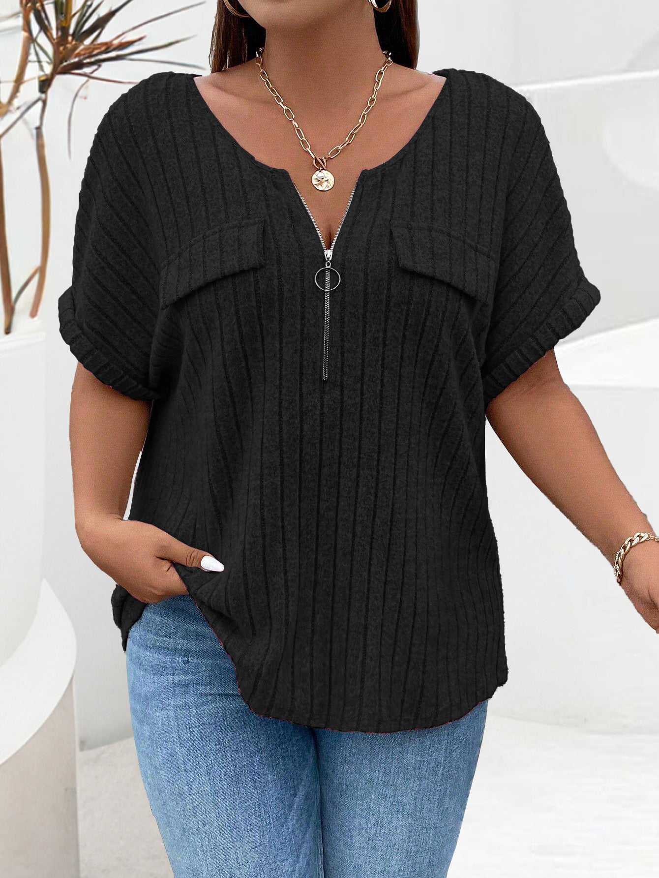 Zipper Short-sleeve Mock-pocket Pullover Loose-fit T-shirt
