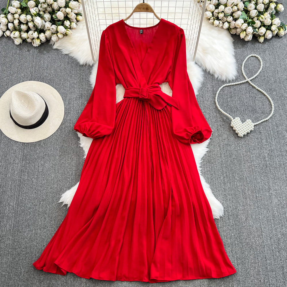 Retro-style Fashionable Dress With Lantern Sleeves For A Slimming Effect