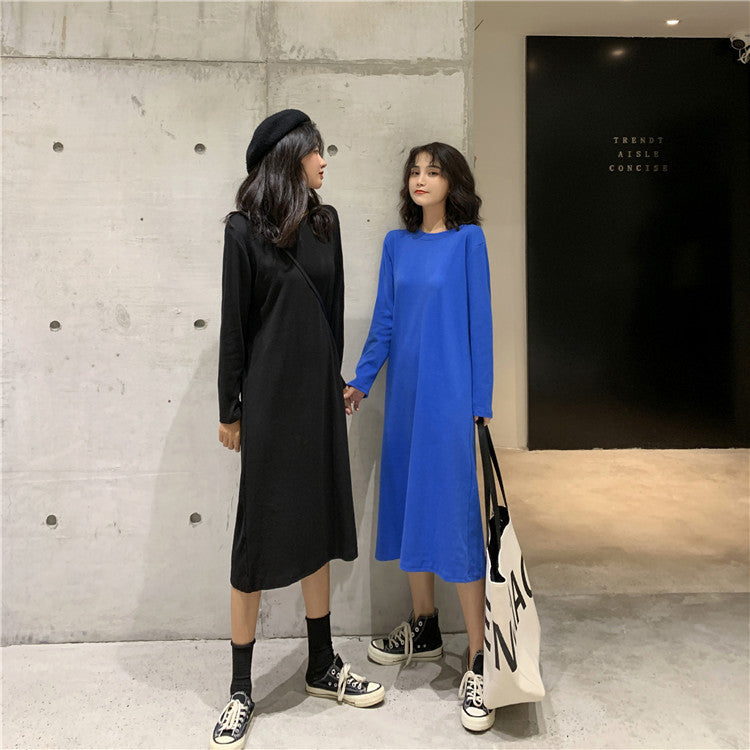 Loose-fitting Figure-flattering Long-sleeved Straight-cut Solid-color Dress
